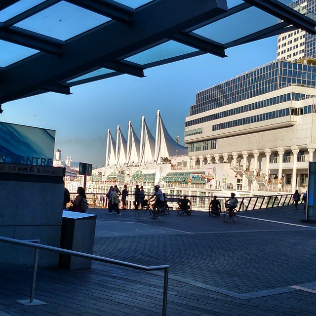The sails stand tall on the @panpacificvancouver hotel.
