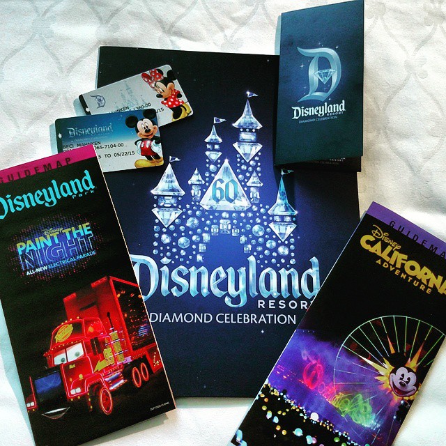 New Diamond themed room keys, folders & maps at Disneyland Hotel for